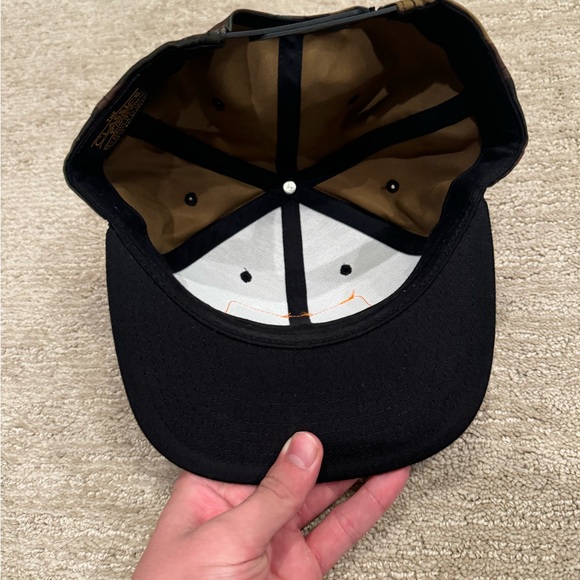 Hat - Picture 3 of 3